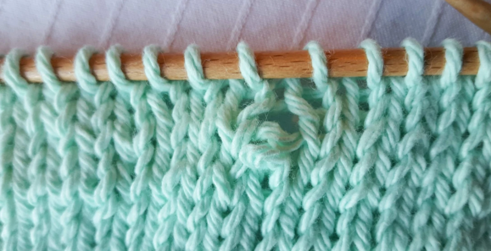 How to fix a dropped stitch in knitting – Artofit How to fix a dropped stitch in knitting – Artofit