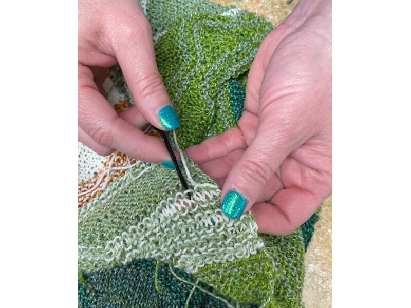 How to Use Double Pointed Knitting Needles | LanternMoon – lanternmoon.com How to Use Double Pointed Knitting Needles | LanternMoon – lanternmoon.com