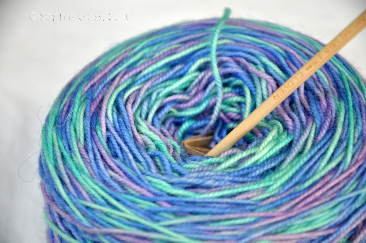 Two Ways to Soften Your Stiff and Scratchy Acrylic Yarn - FeltMagnet
